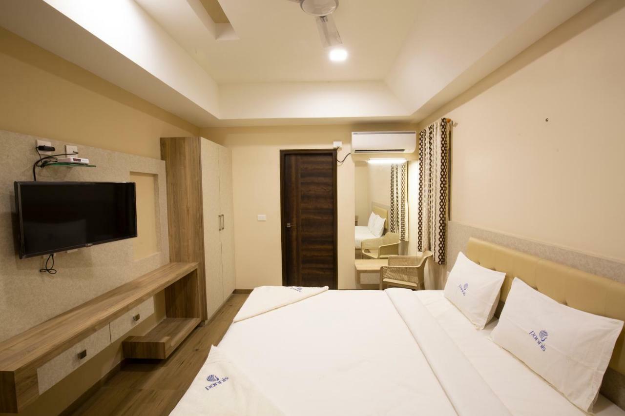 Ponnis Hotel Palni Exterior photo